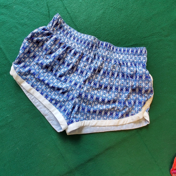 GapFit joggers, set of 3.  NWOT - Picture 4 of 7